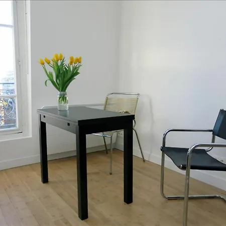 Mini Loft Roquette Citycosy Paris